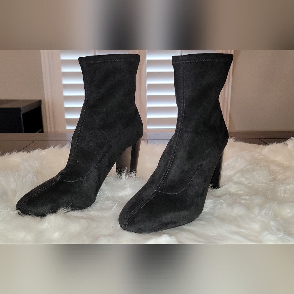 Michael Kors Mandy Bootie